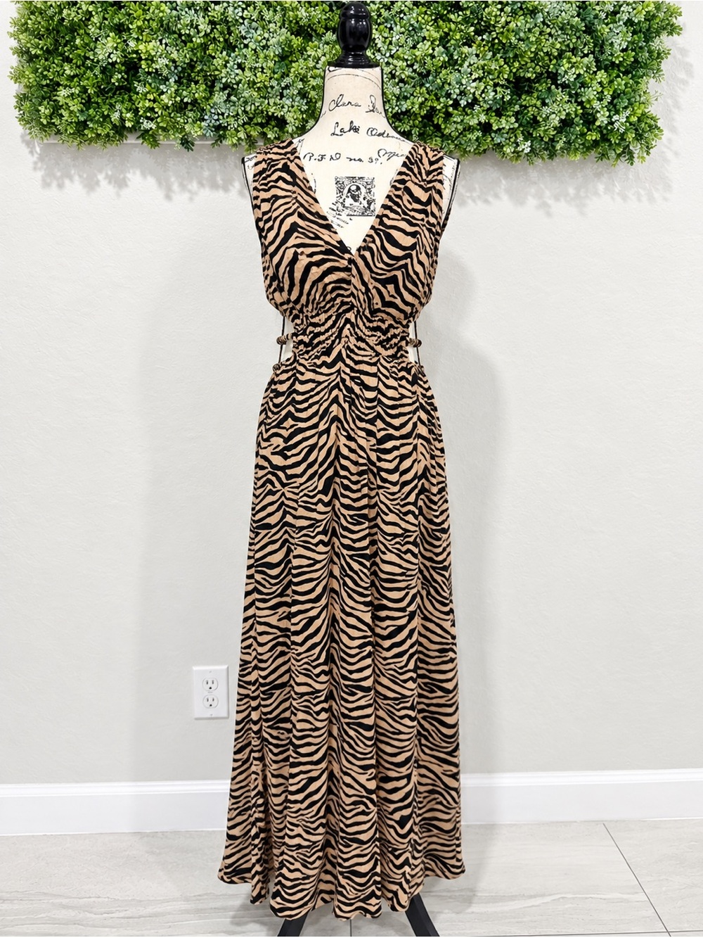 Faded Rose Brown Black Zebra Print Ruched Waist Maxi Dress M